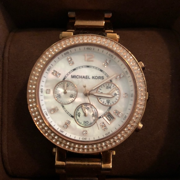 Rose Gold Michael Kors Watch - Picture 1 of 3
